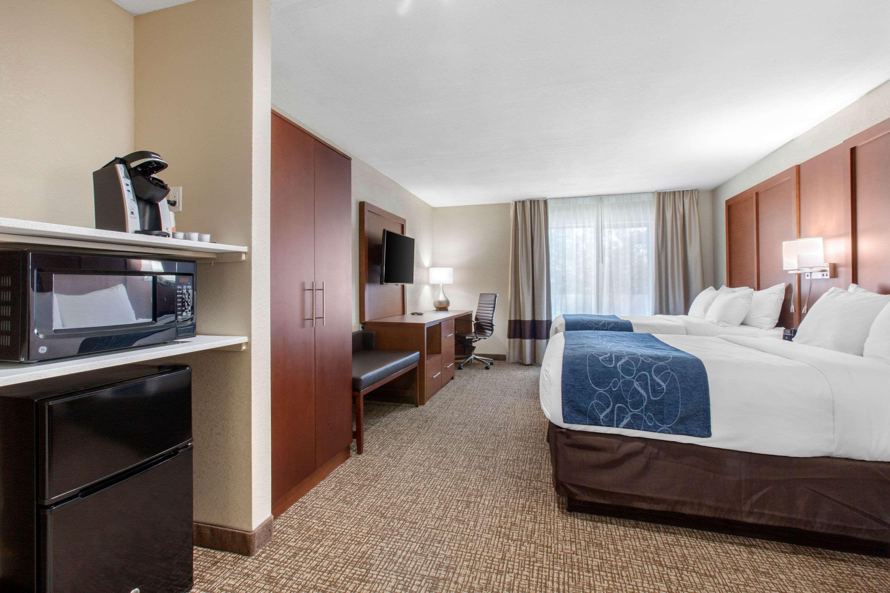 Comfort Inn & Suites Pinetop Show Low Lakeside Extérieur photo