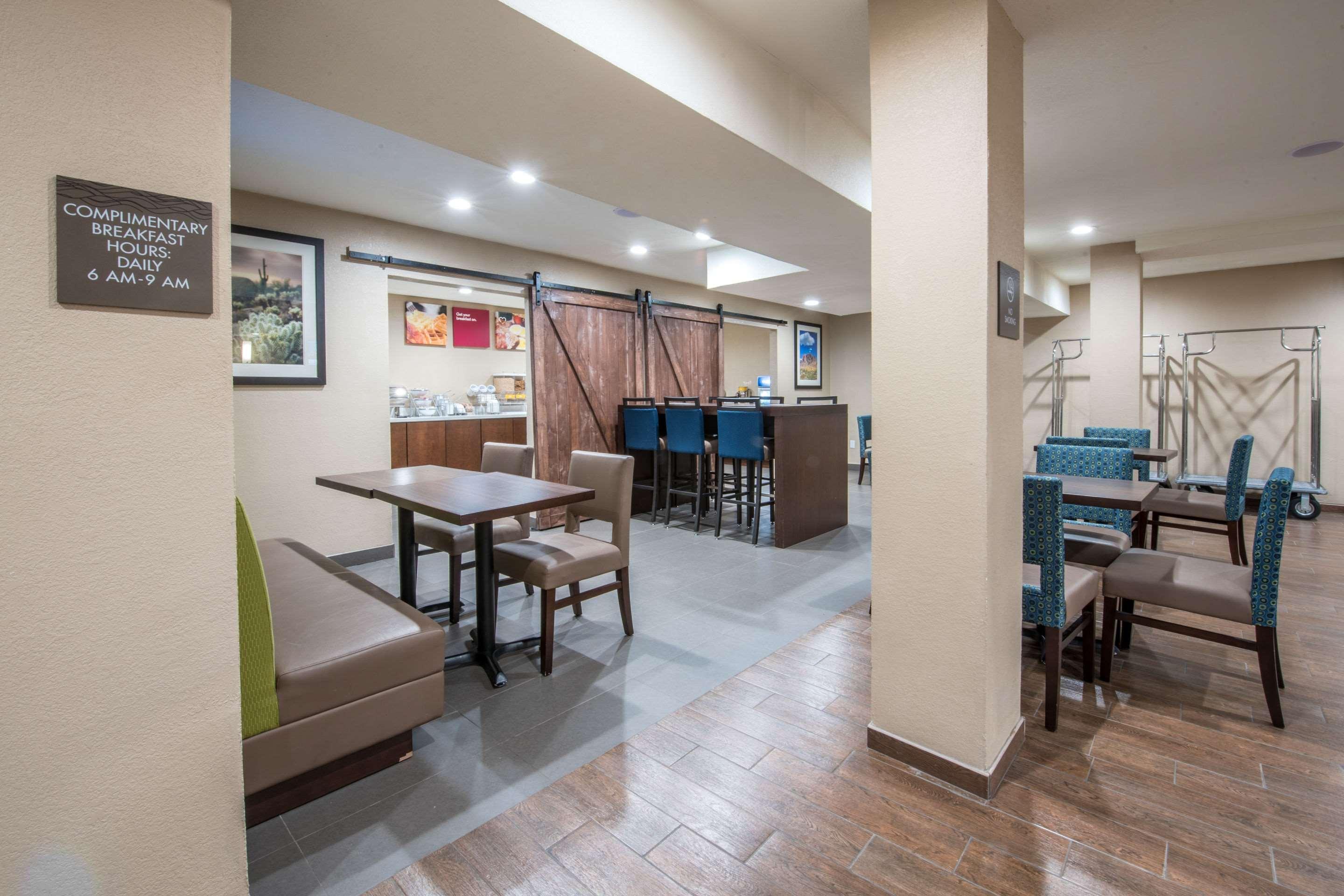 Comfort Inn & Suites Pinetop Show Low Lakeside Extérieur photo