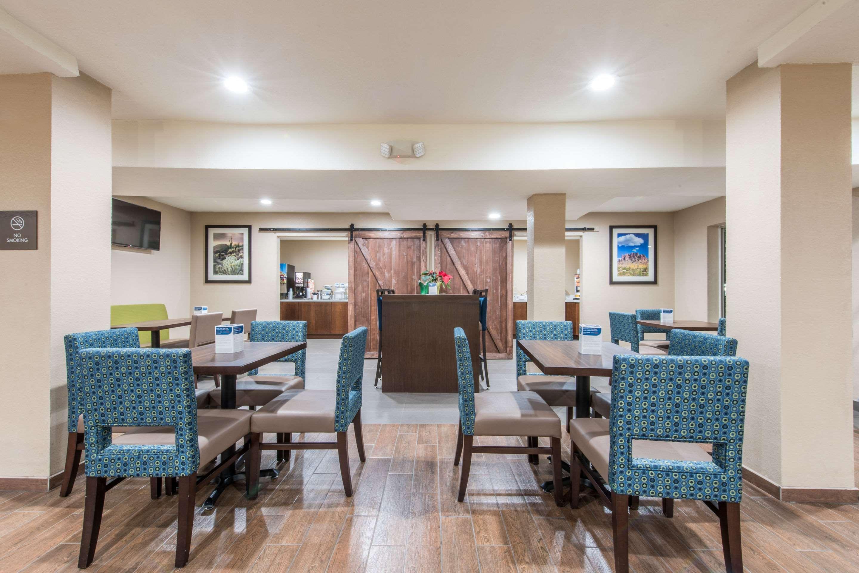 Comfort Inn & Suites Pinetop Show Low Lakeside Extérieur photo