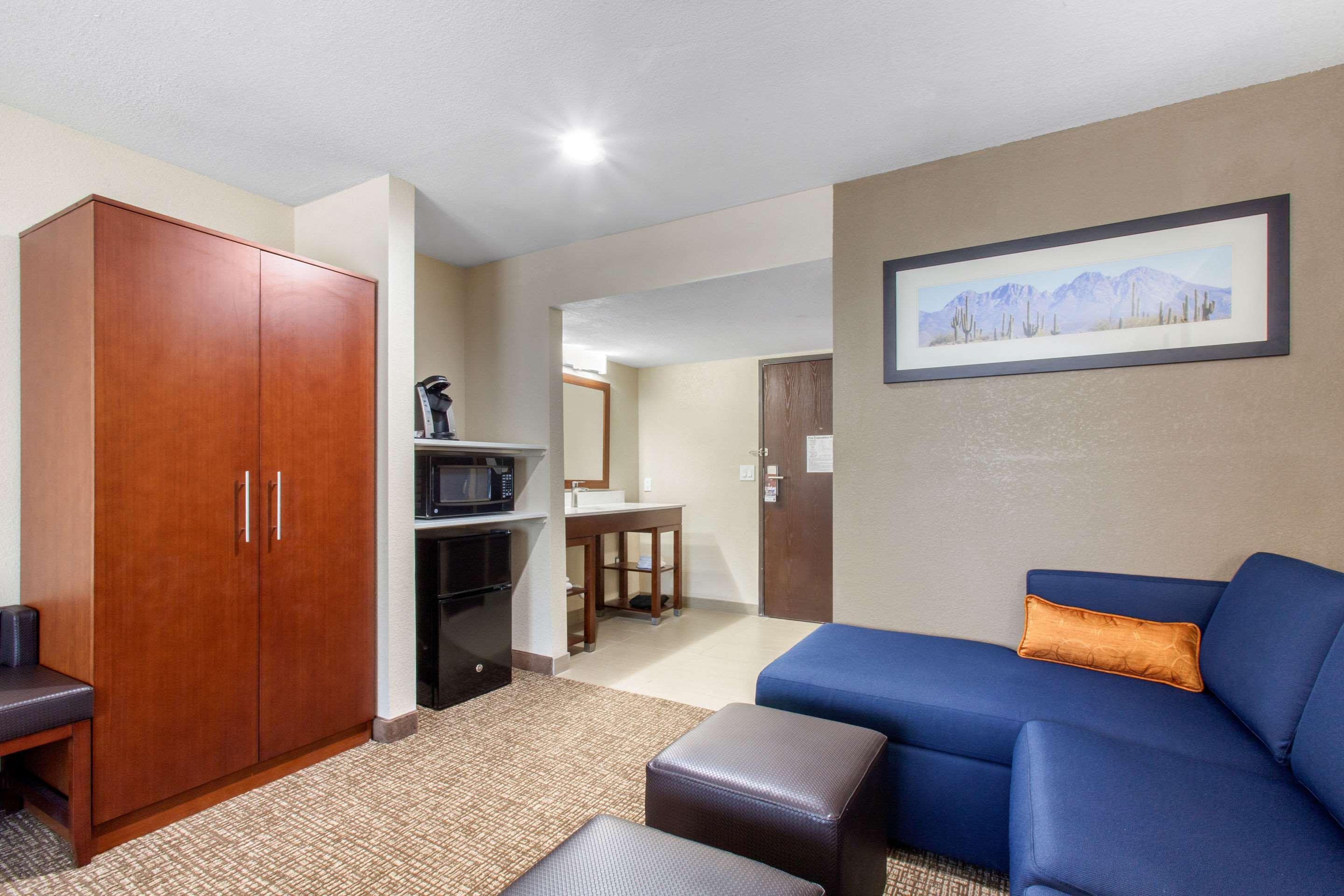 Comfort Inn & Suites Pinetop Show Low Lakeside Extérieur photo