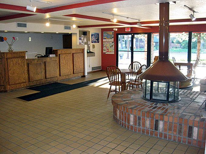 Comfort Inn & Suites Pinetop Show Low Lakeside Extérieur photo