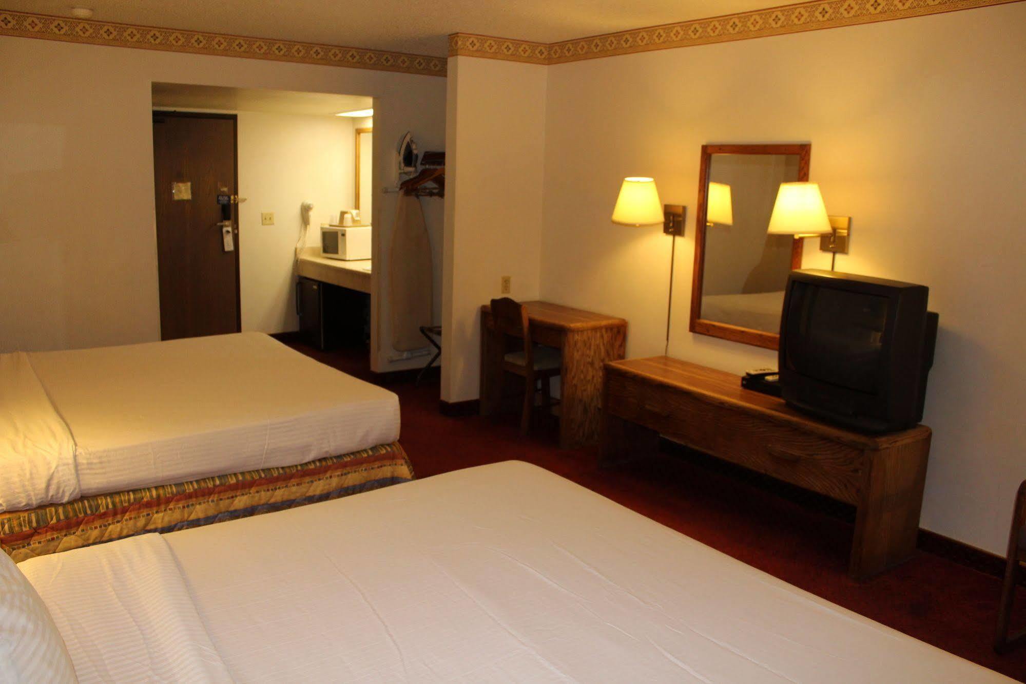 Comfort Inn & Suites Pinetop Show Low Lakeside Extérieur photo